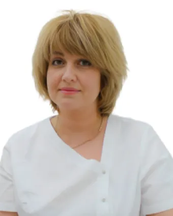 Ладнюк Олена Валеріївна - лікар - стоматолог - терапевт дитячий  | Dental Studio