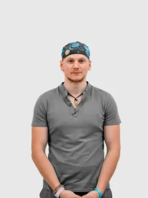 Макарук Андрій Вікторович — хірург-стоматолог у Житомирі | Dental Studio